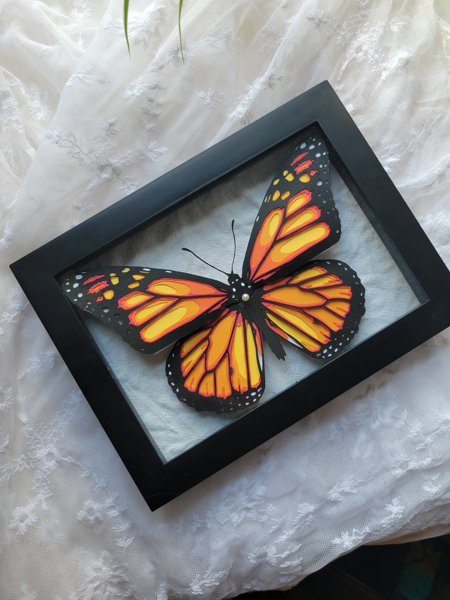 DIY Monarch Butterfly - DIY Your Own Paper Specimen